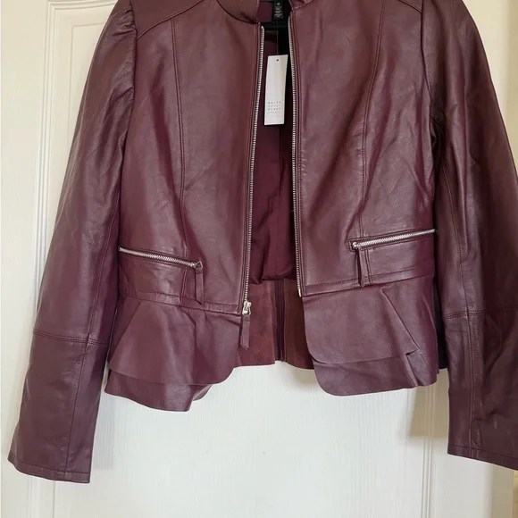 Elegant Women's Burgundy Leather Jacket - Picture 3 of 5